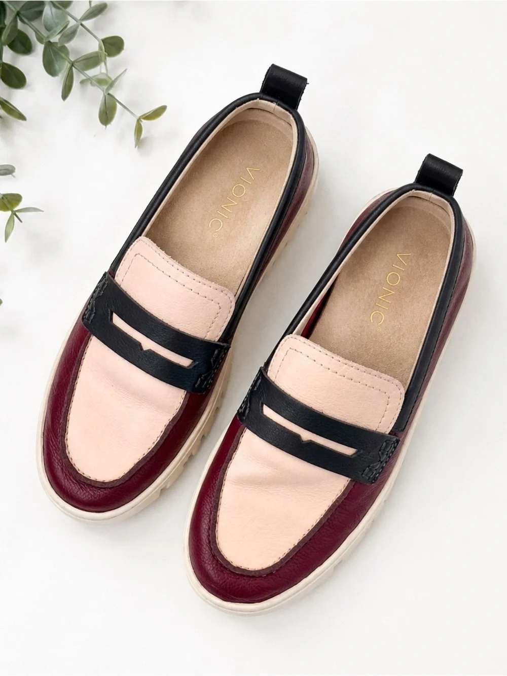Vionic Uptown Resort Colorblock Leather Loafers Quiet Luxury Comfort 7.5 G54